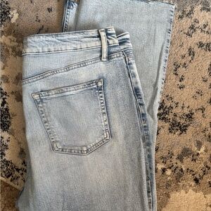 Maurices Light Blue Straight Leg Women’s Jeans Size 16 $25